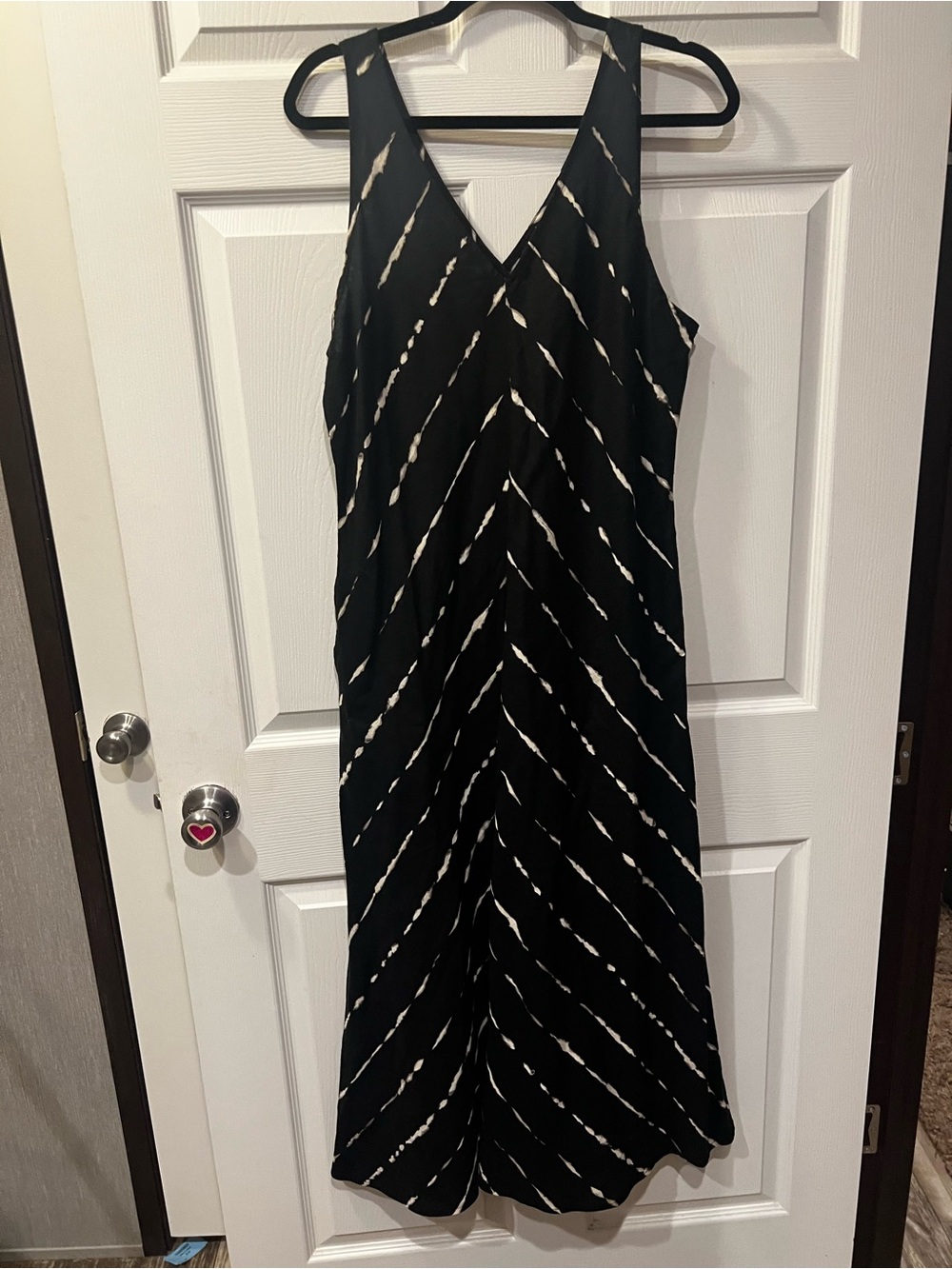 Simply VERA WANG Linen V-Neck Sleeveless Maxi Dress